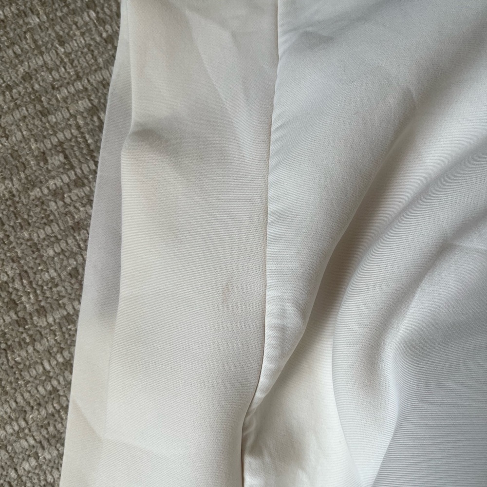 Uniqlo Cream matte Sweatshirt with Side Zipper - Picture 4 of 6
